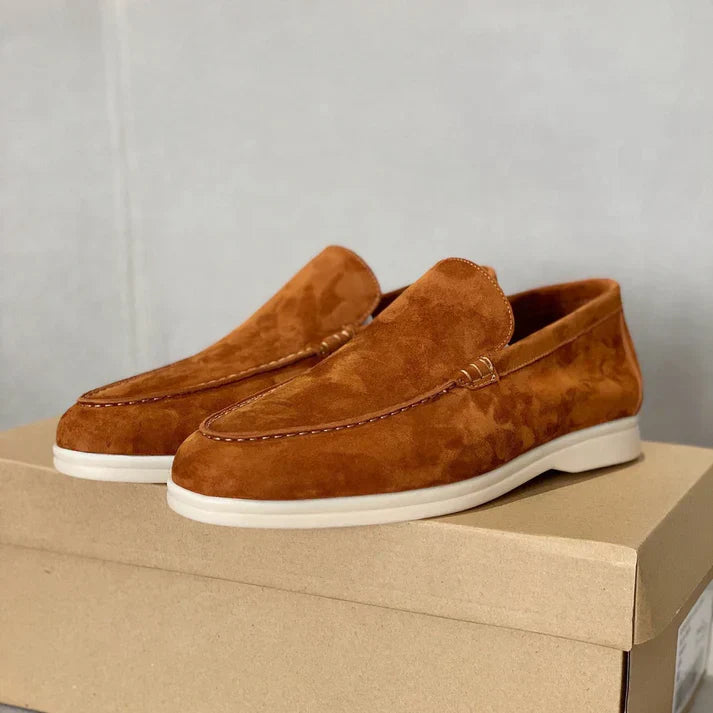 Chique suède loafers