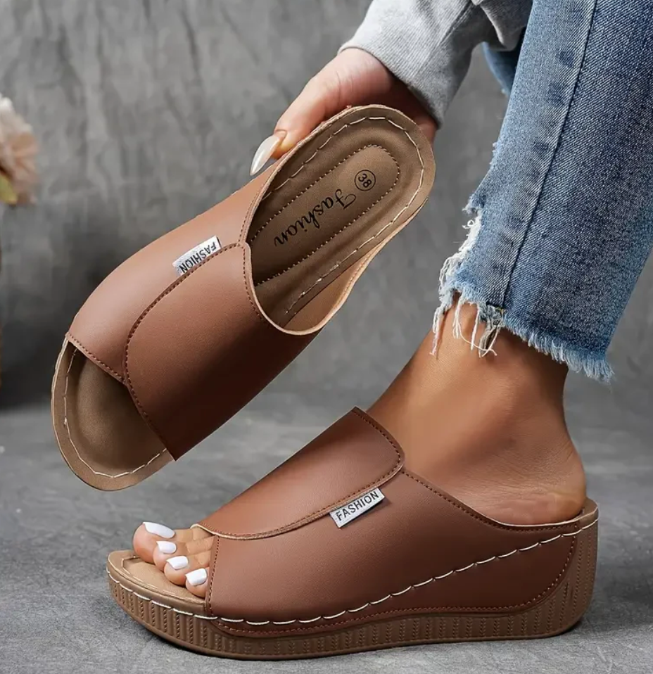 LindraSandal– Ergonomiska och halkfria sandaler för smärtlindring