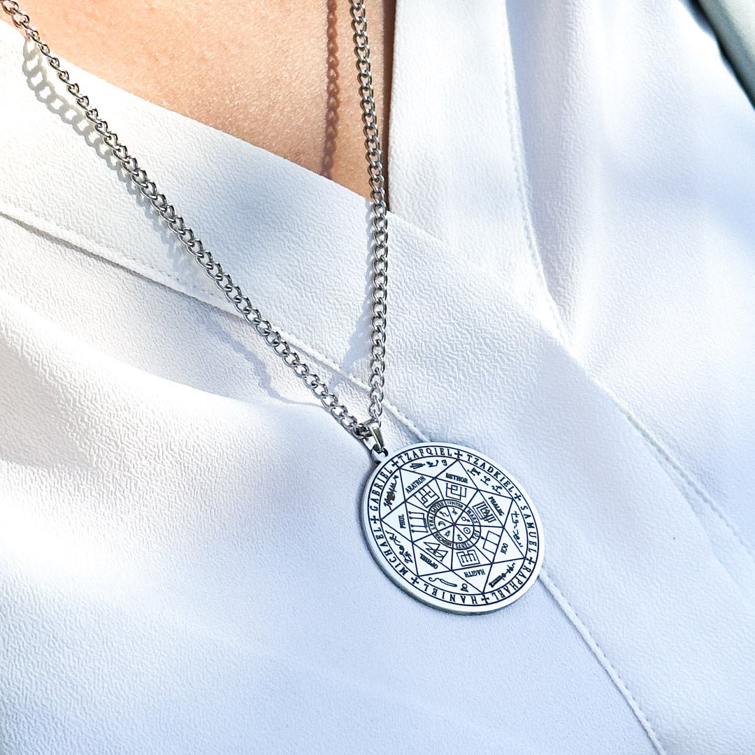 Halsband med Sigillet av de 7 Ärkeänglarna