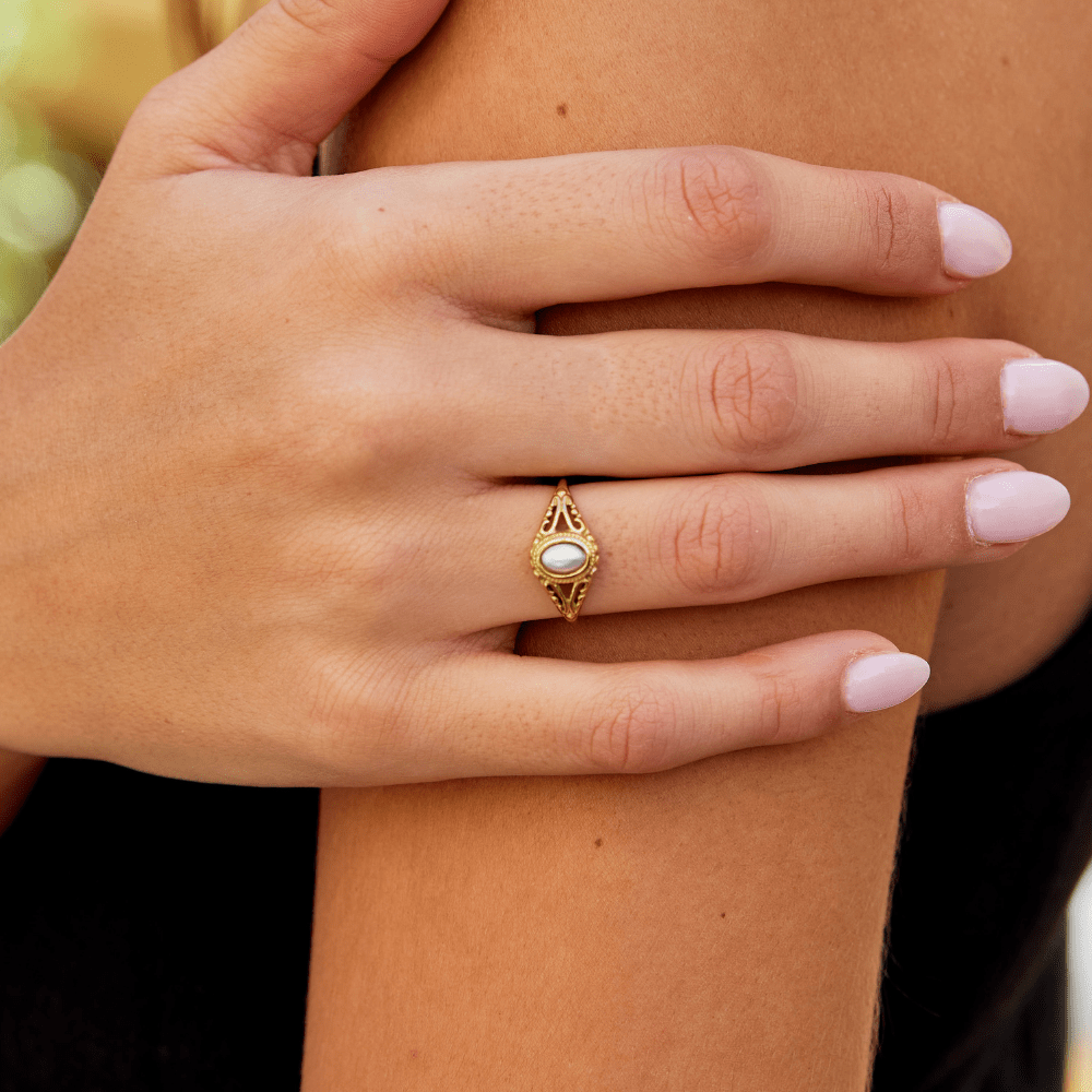 Vintage kunglig pärlring